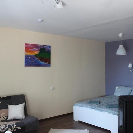 White Box Apartment Liepaja Bagian luar foto